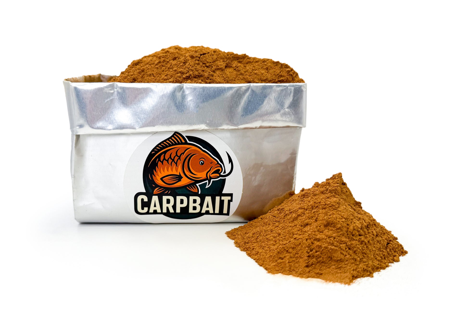 cannella in polvere per carpfishing dentro al sacchetto brandizzato carpbait